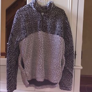 Grey sherpa